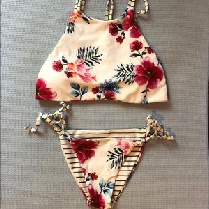 Reversible bikini set